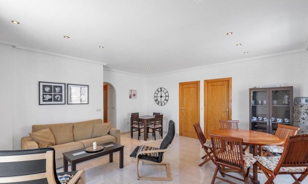 Resale - Penthouse -
Torrevieja - Estacion de autobuses