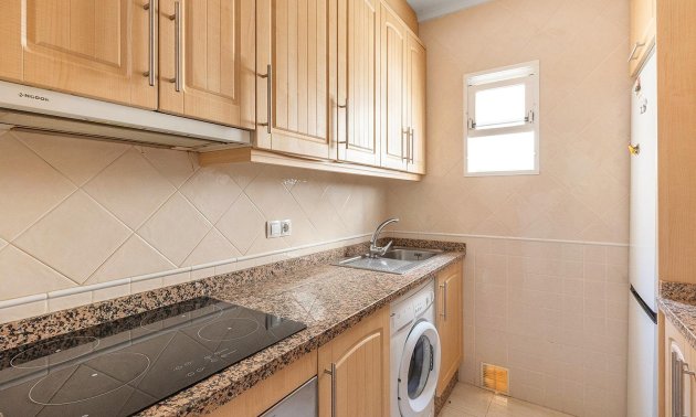 Resale - Penthouse -
Torrevieja - Estacion de autobuses