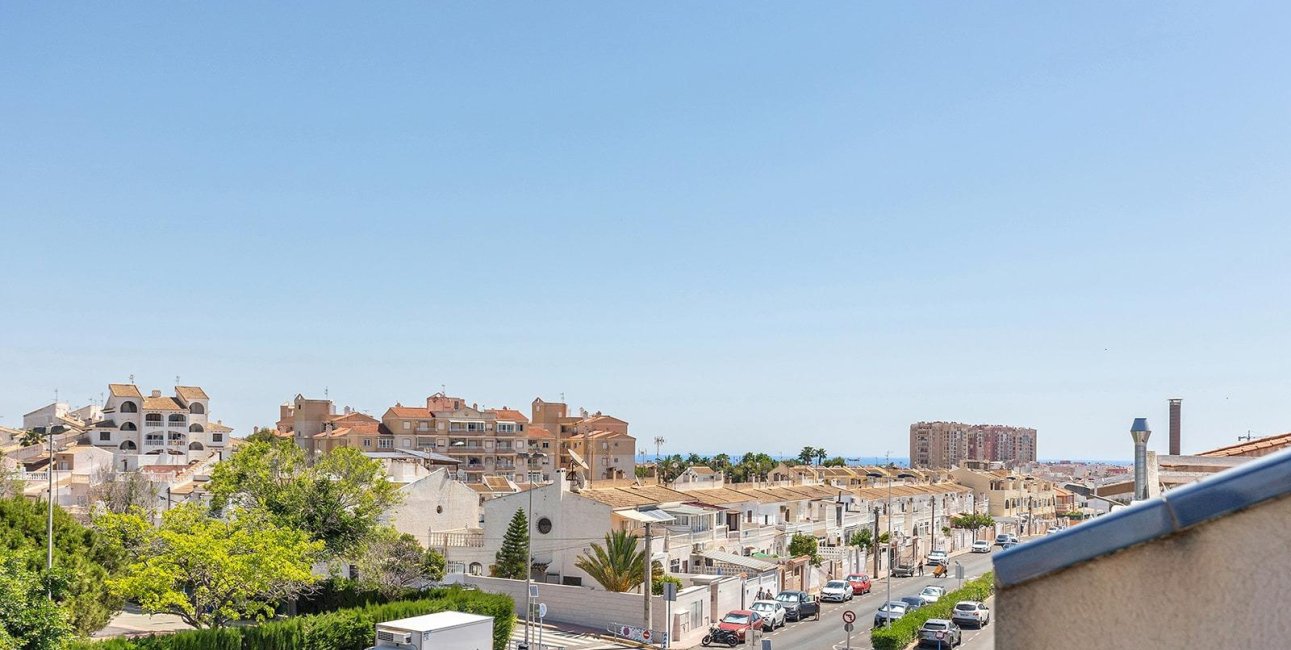 Resale - Penthouse -
Torrevieja - Estacion de autobuses