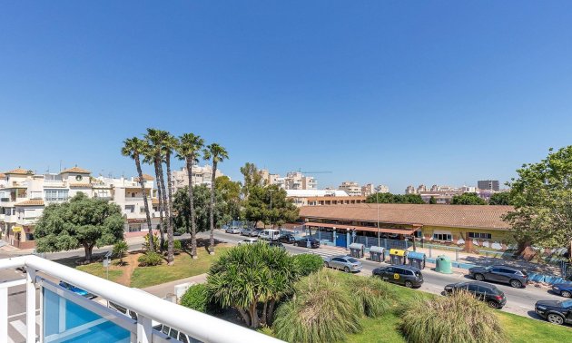 Resale - Penthouse -
Torrevieja - Estacion de autobuses