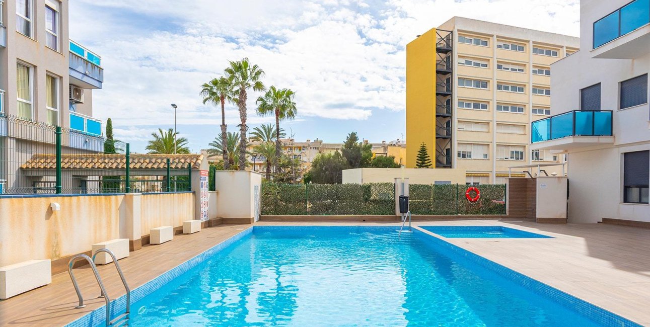 Resale - Penthouse -
Torrevieja - Estacion de autobuses