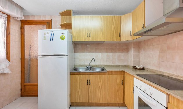 Resale - Apartment / flat -
Torrevieja - Estacion de autobuses