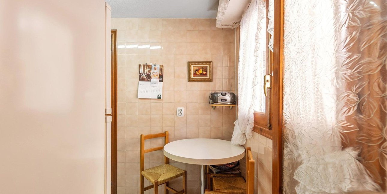 Resale - Apartment / flat -
Torrevieja - Estacion de autobuses