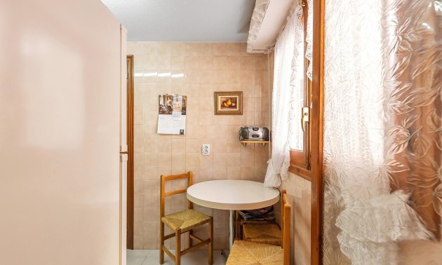 Resale - Apartment / flat -
Torrevieja - Estacion de autobuses