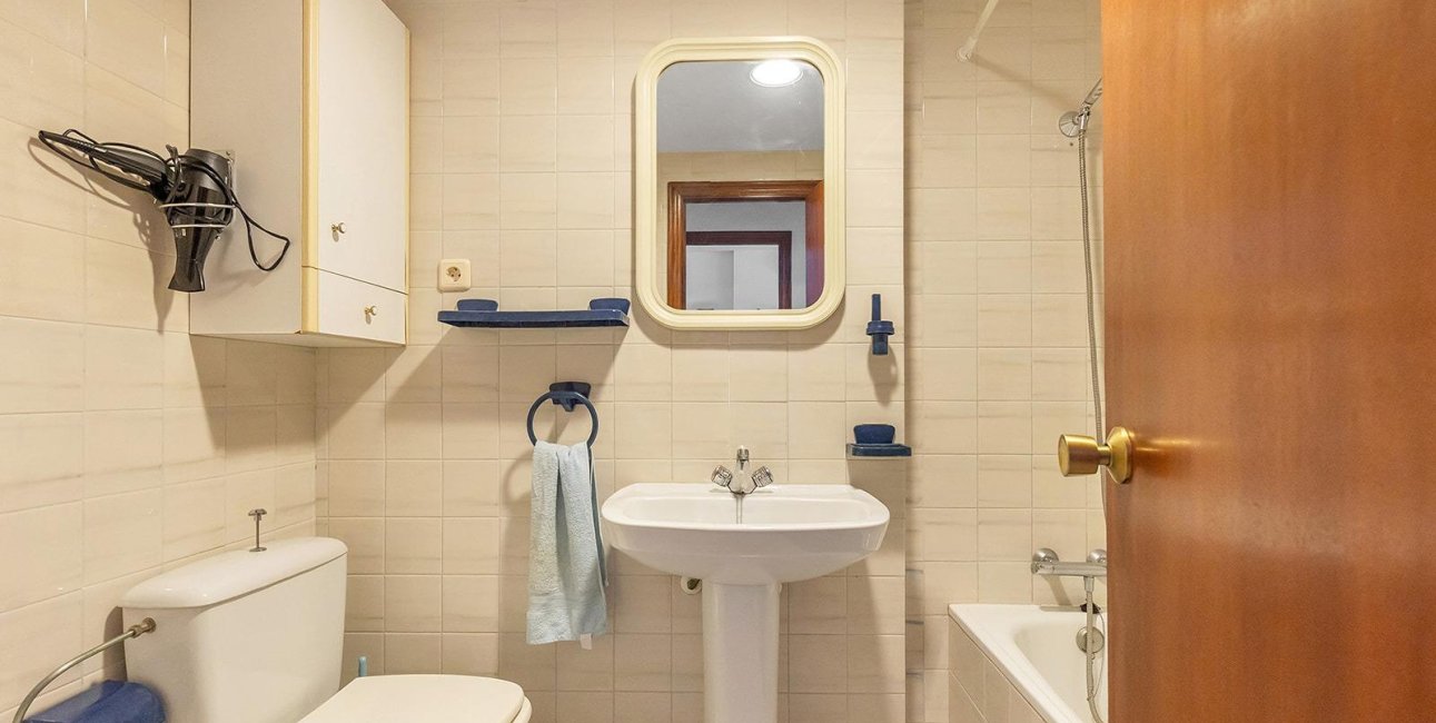 Resale - Apartment / flat -
Torrevieja - Estacion de autobuses