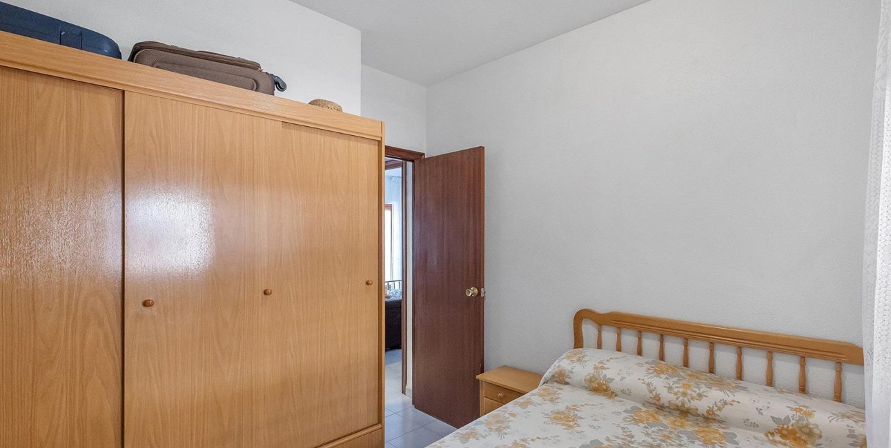 Resale - Apartment / flat -
Torrevieja - Estacion de autobuses