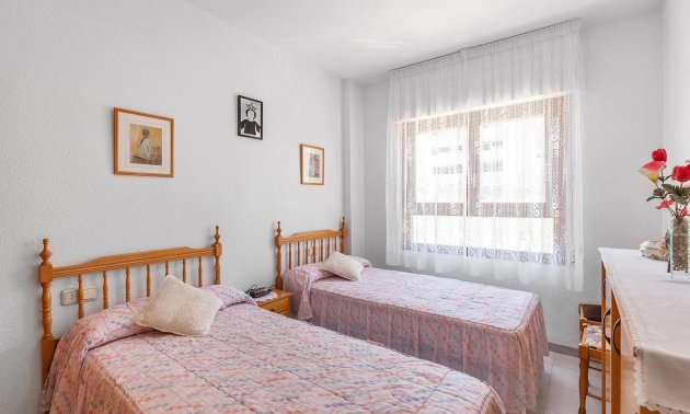 Resale - Apartment / flat -
Torrevieja - Estacion de autobuses