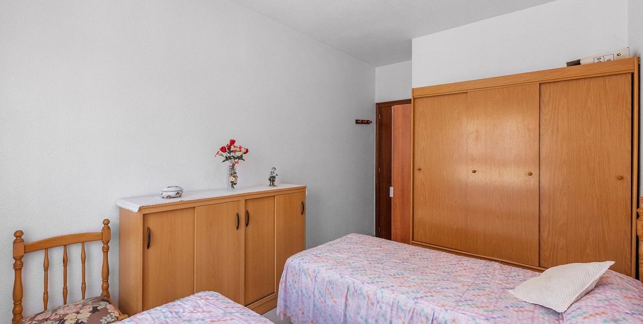 Resale - Apartment / flat -
Torrevieja - Estacion de autobuses