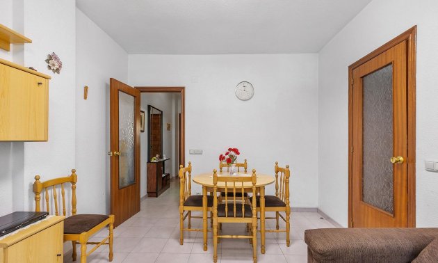 Resale - Apartment / flat -
Torrevieja - Estacion de autobuses
