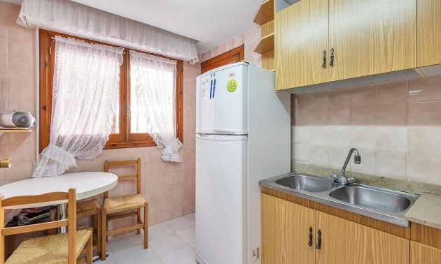 Resale - Apartment / flat -
Torrevieja - Estacion de autobuses