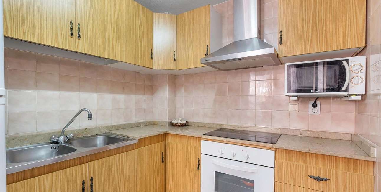 Resale - Apartment / flat -
Torrevieja - Estacion de autobuses