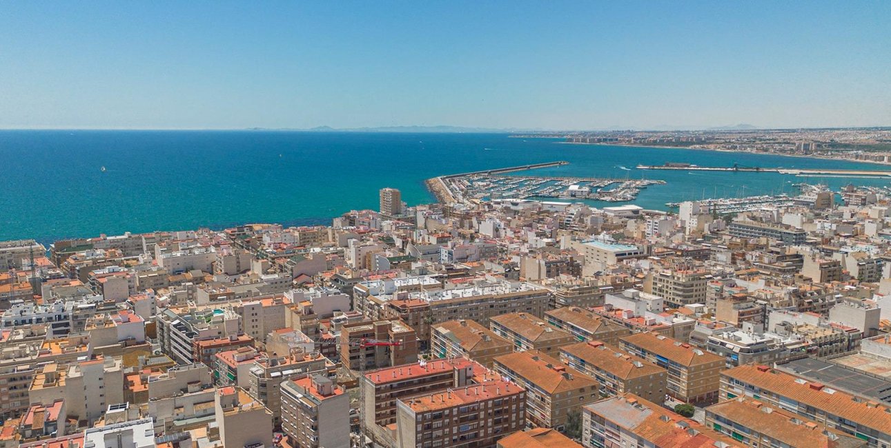 Resale - Apartment / flat -
Torrevieja - Estacion de autobuses