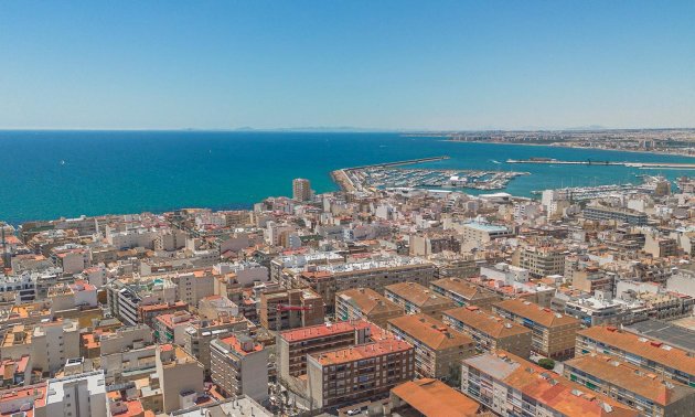 Resale - Apartment / flat -
Torrevieja - Estacion de autobuses