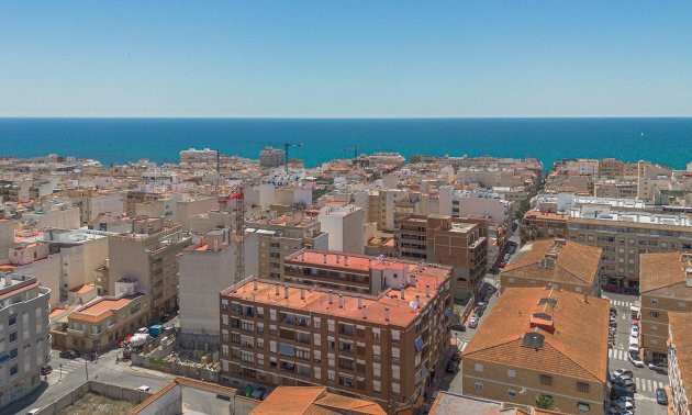 Resale - Apartment / flat -
Torrevieja - Estacion de autobuses