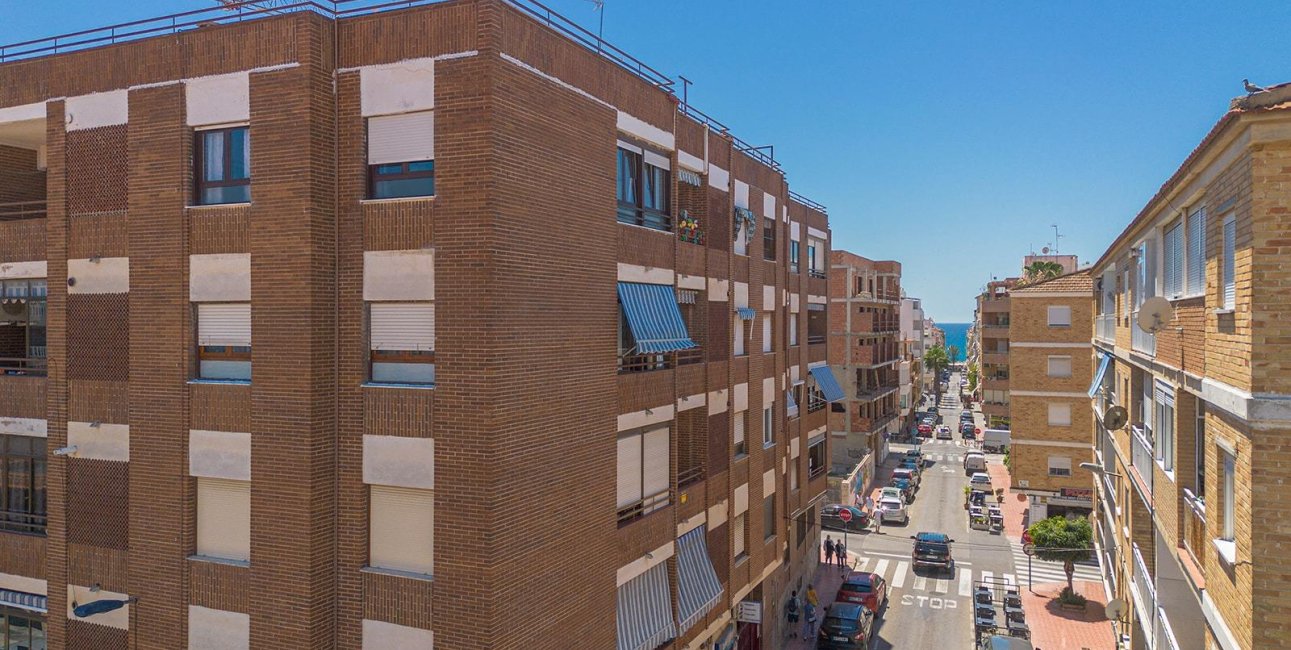 Resale - Apartment / flat -
Torrevieja - Estacion de autobuses