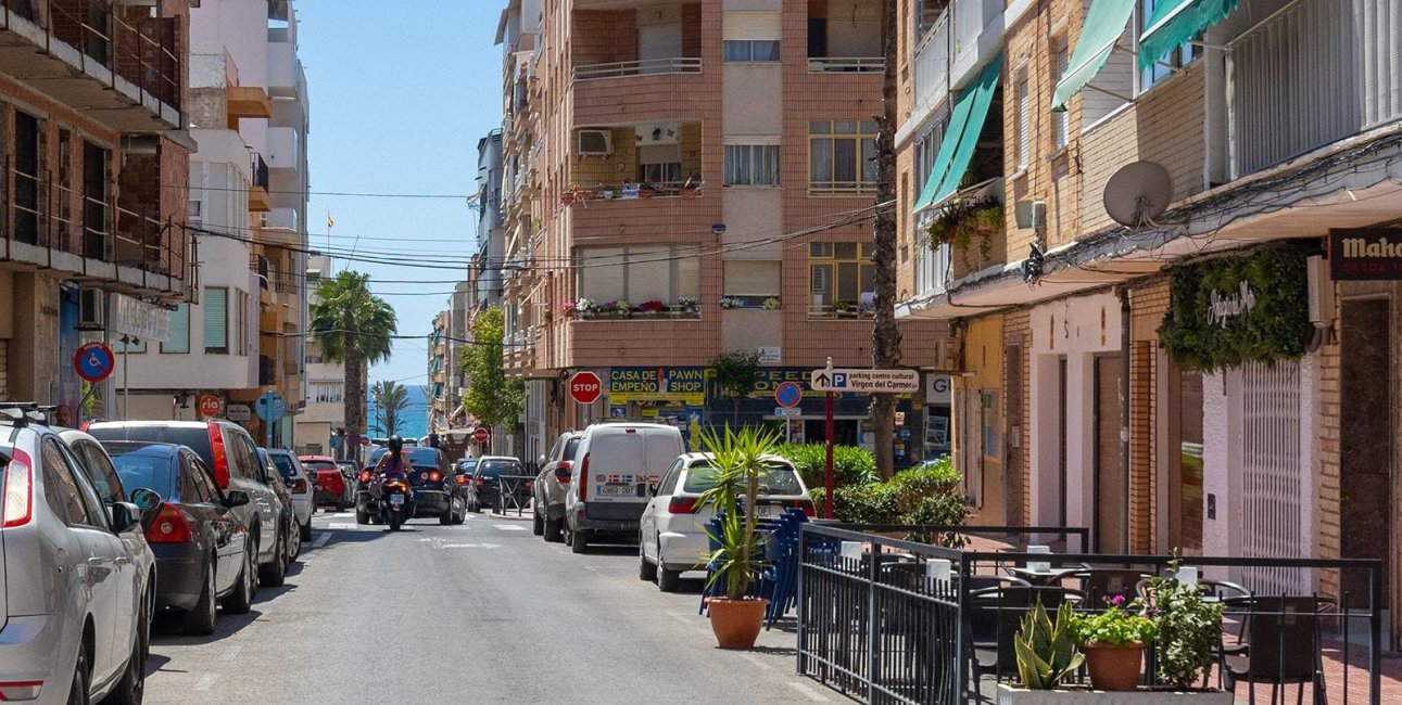 Resale - Apartment / flat -
Torrevieja - Estacion de autobuses