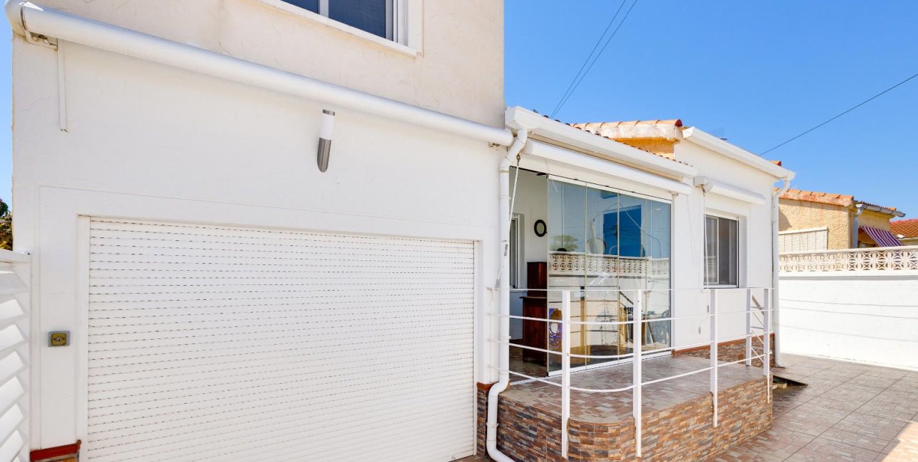Resale - Villa -
San Fulgencio - La Marina