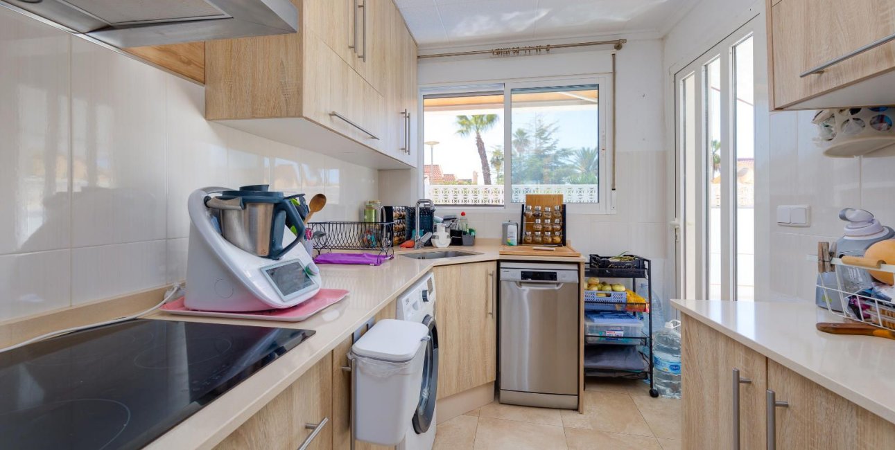 Resale - Villa -
San Fulgencio - La Marina