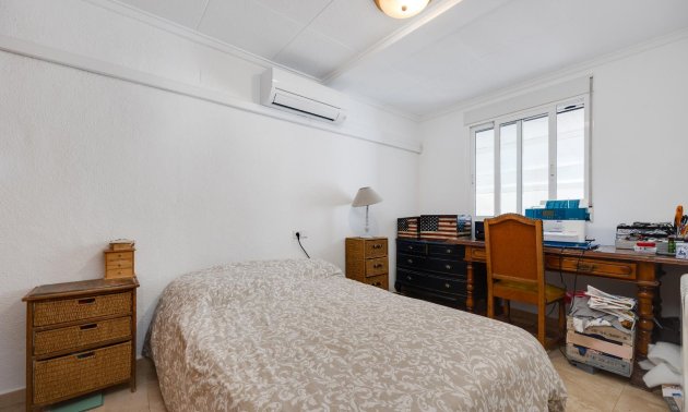 Resale - Villa -
San Fulgencio - La Marina