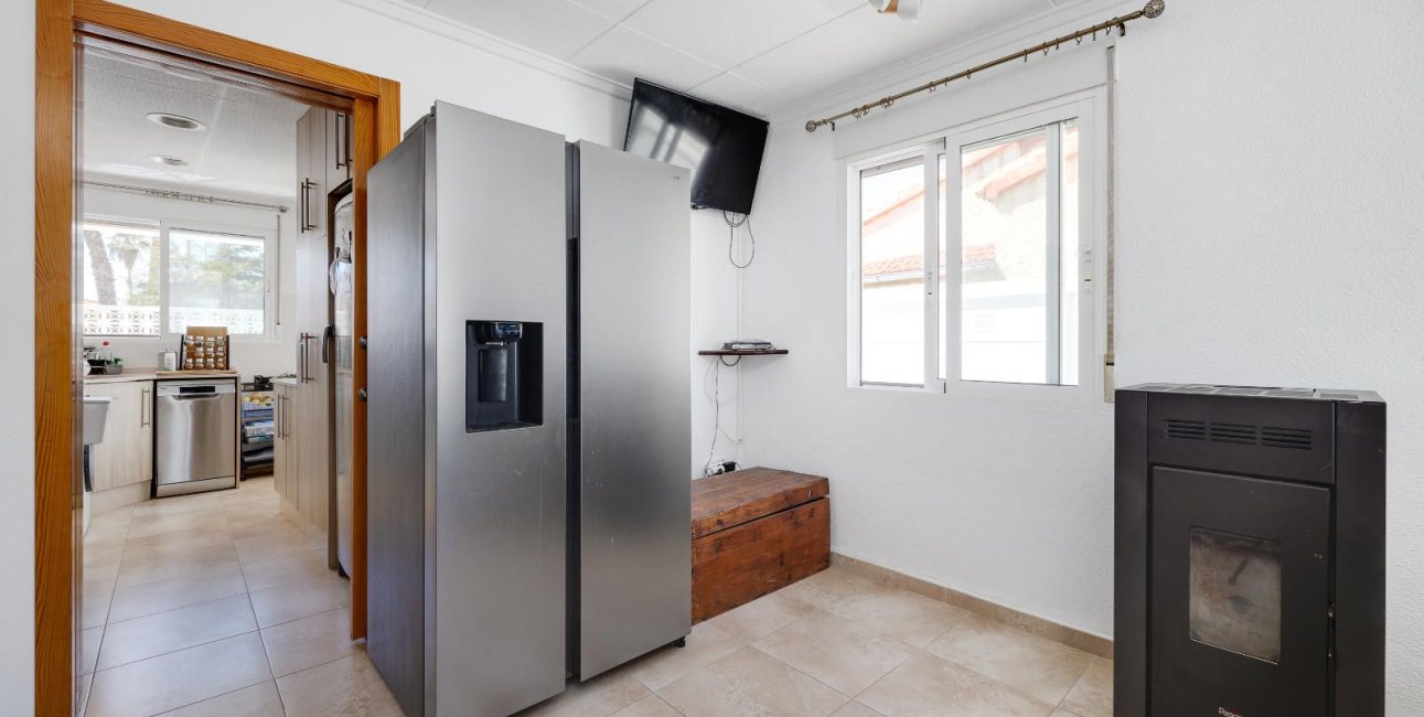 Resale - Villa -
San Fulgencio - La Marina