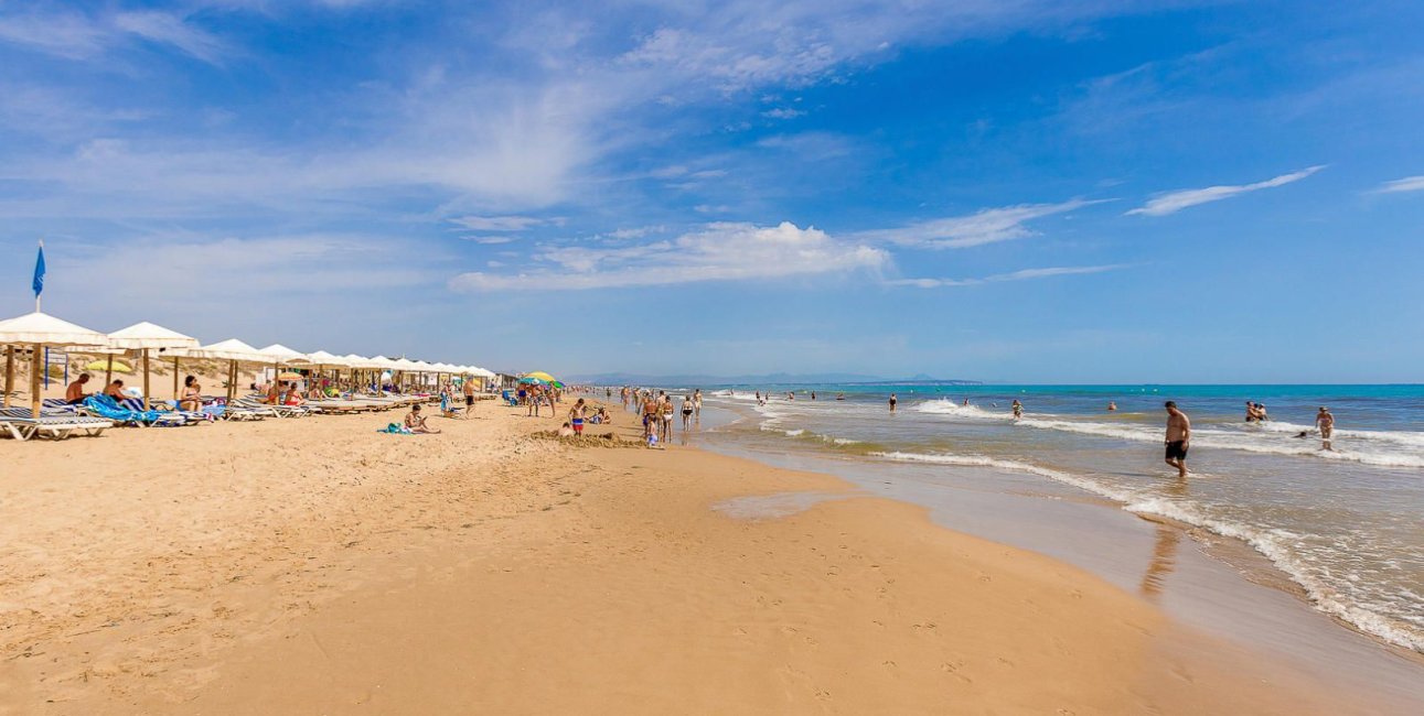 Resale - Villa -
San Fulgencio - La Marina