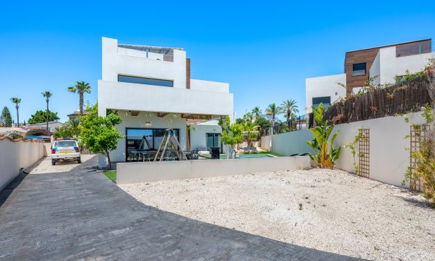 Resale - Villa -
Ciudad Quesada - Ciudad Quesada - Town