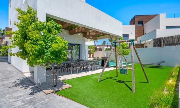 Resale - Villa -
Ciudad Quesada - Ciudad Quesada - Town