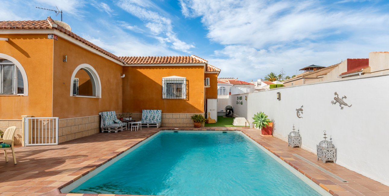 Resale - Villa -
Ciudad Quesada - Ciudad Quesada - Town