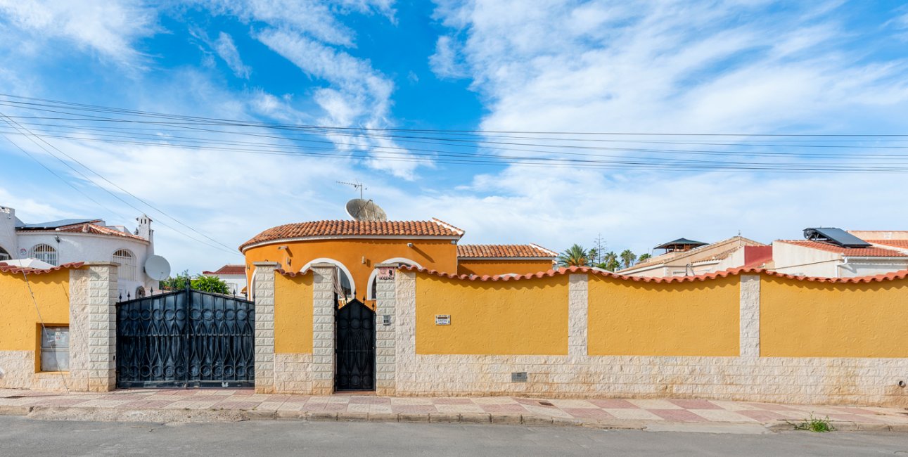 Resale - Villa -
Ciudad Quesada - Ciudad Quesada - Town