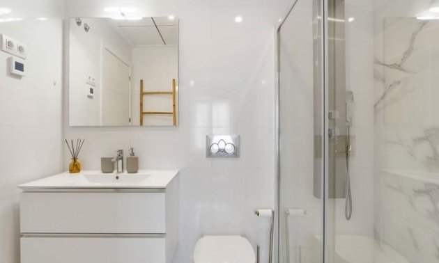Resale - Townhouse -
Orihuela Costa - Las Filipinas