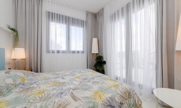 Resale - Townhouse -
Orihuela Costa - Las Filipinas