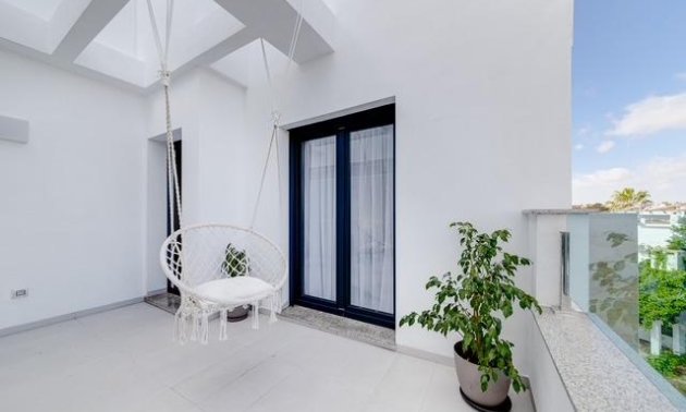 Resale - Townhouse -
Orihuela Costa - Las Filipinas