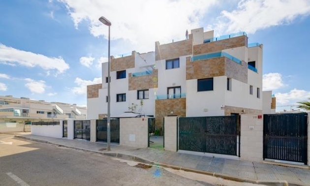 Resale - Townhouse -
Orihuela Costa - Las Filipinas