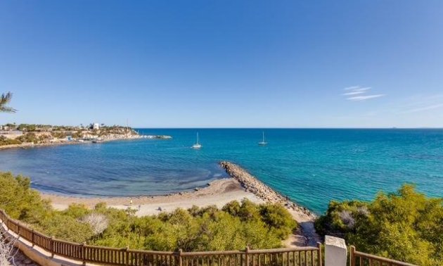 Resale - Townhouse -
Orihuela Costa - Las Filipinas
