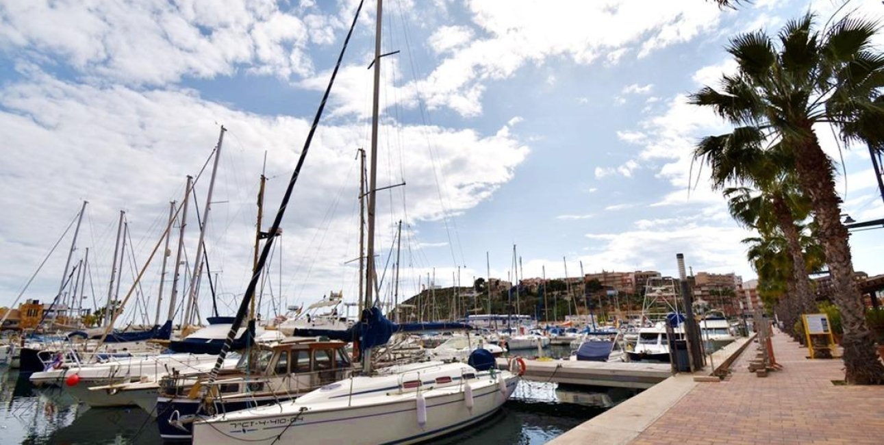New Build - Apartment / flat -
Puerto de Mazarron - Playa del Puerto