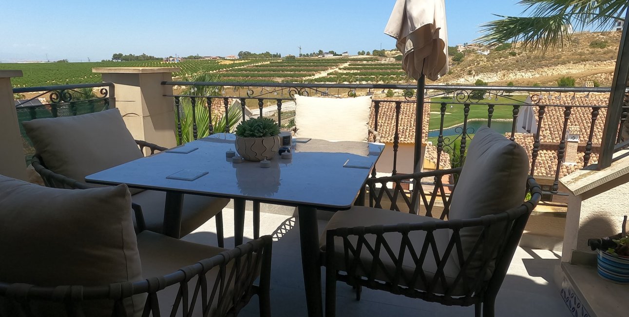 Resale - Apartment / flat -
Algorfa - La Finca Golf Resort
