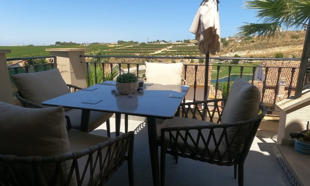 Resale - Apartment / flat -
Algorfa - La Finca Golf Resort