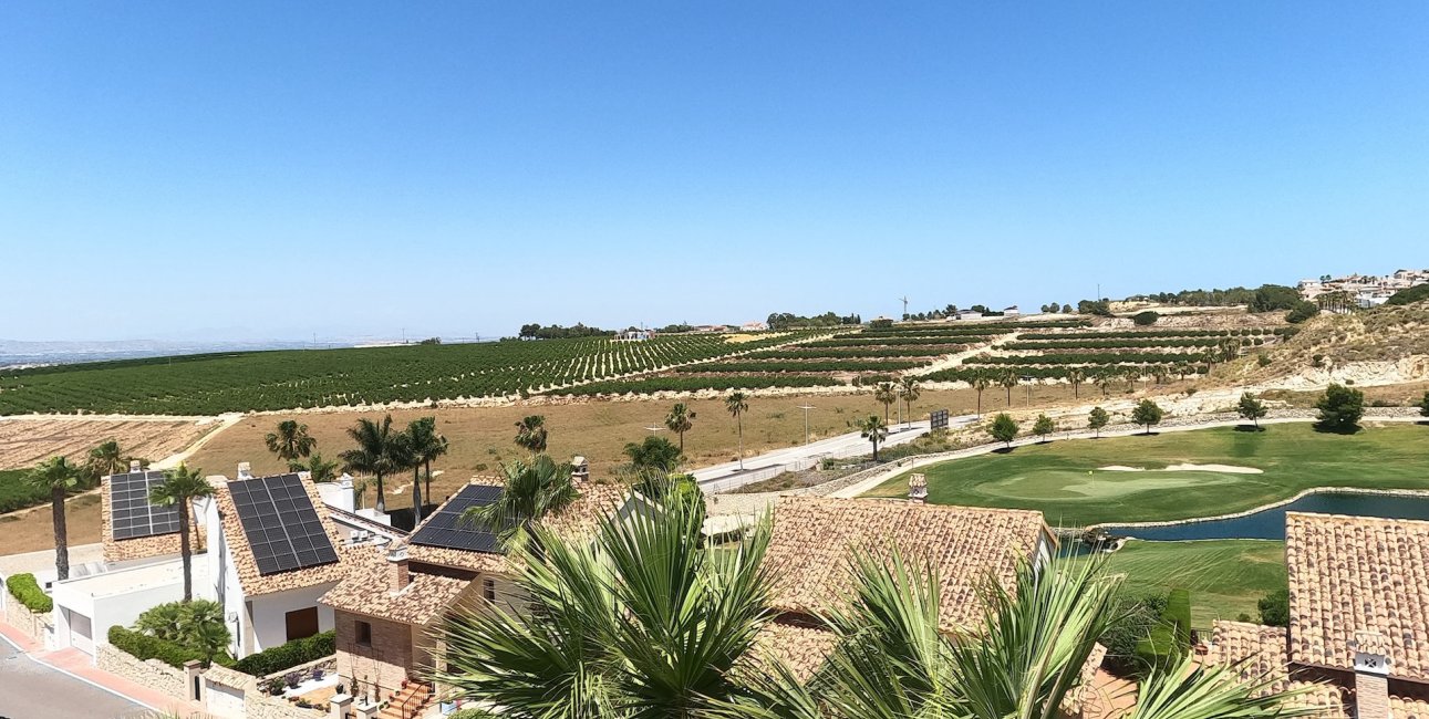 Resale - Apartment / flat -
Algorfa - La Finca Golf Resort