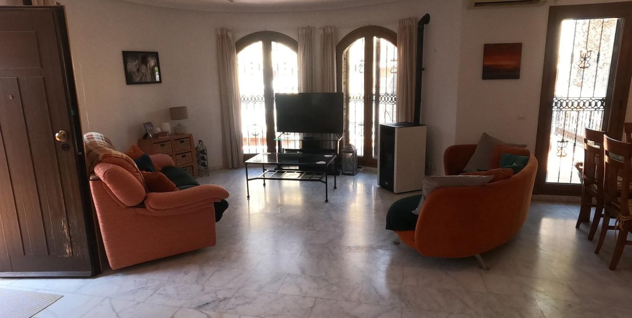 Resale - Villa -
Algorfa - La Finca Golf Resort