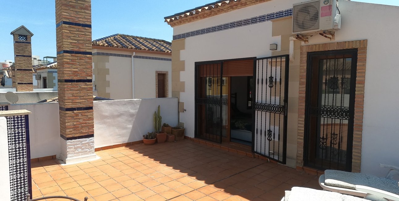 Resale - Villa -
Algorfa - La Finca Golf Resort