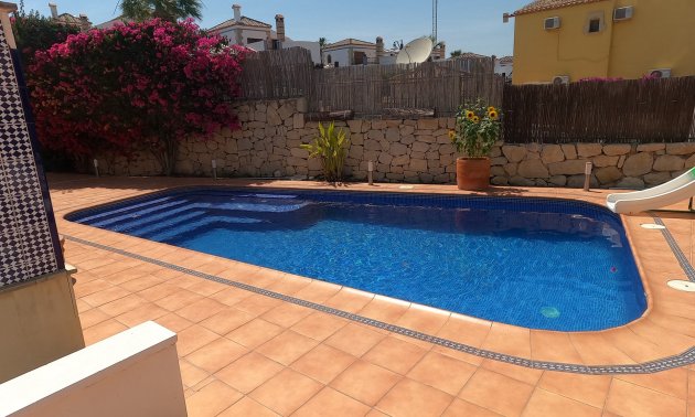 Resale - Villa -
Algorfa - La Finca Golf Resort
