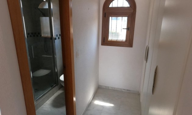 Resale - Villa -
Algorfa - La Finca Golf Resort