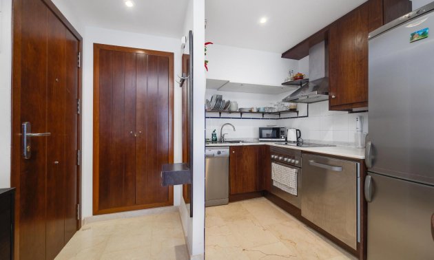 Resale - Apartment / flat -
Torrevieja - Punta prima