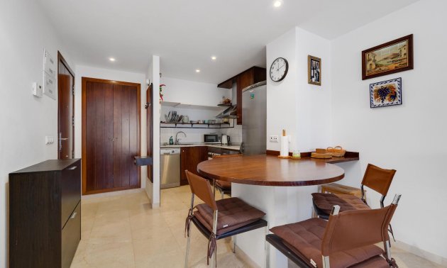 Resale - Apartment / flat -
Torrevieja - Punta prima