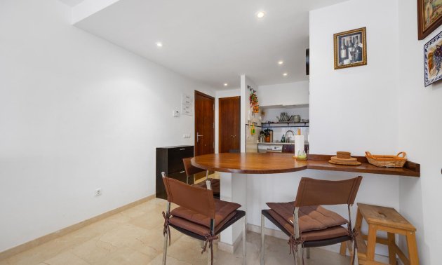 Resale - Apartment / flat -
Torrevieja - Punta prima