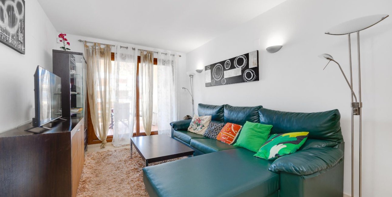 Resale - Apartment / flat -
Torrevieja - Punta prima
