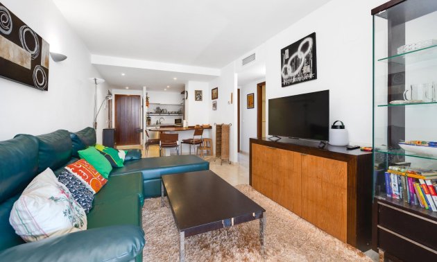Resale - Apartment / flat -
Torrevieja - Punta prima