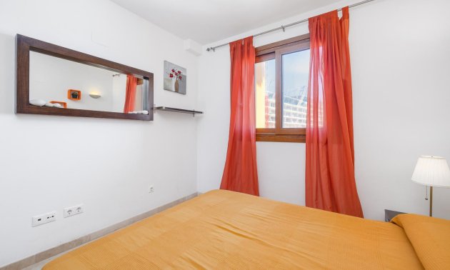 Resale - Apartment / flat -
Torrevieja - Punta prima
