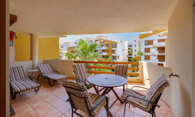 Resale - Apartment / flat -
Torrevieja - Punta prima