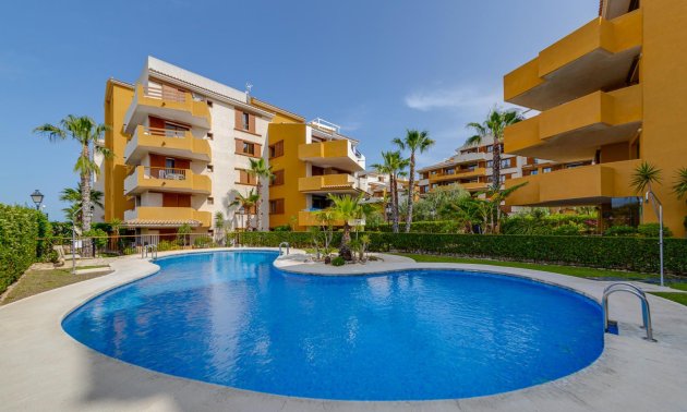 Resale - Apartment / flat -
Torrevieja - Punta prima